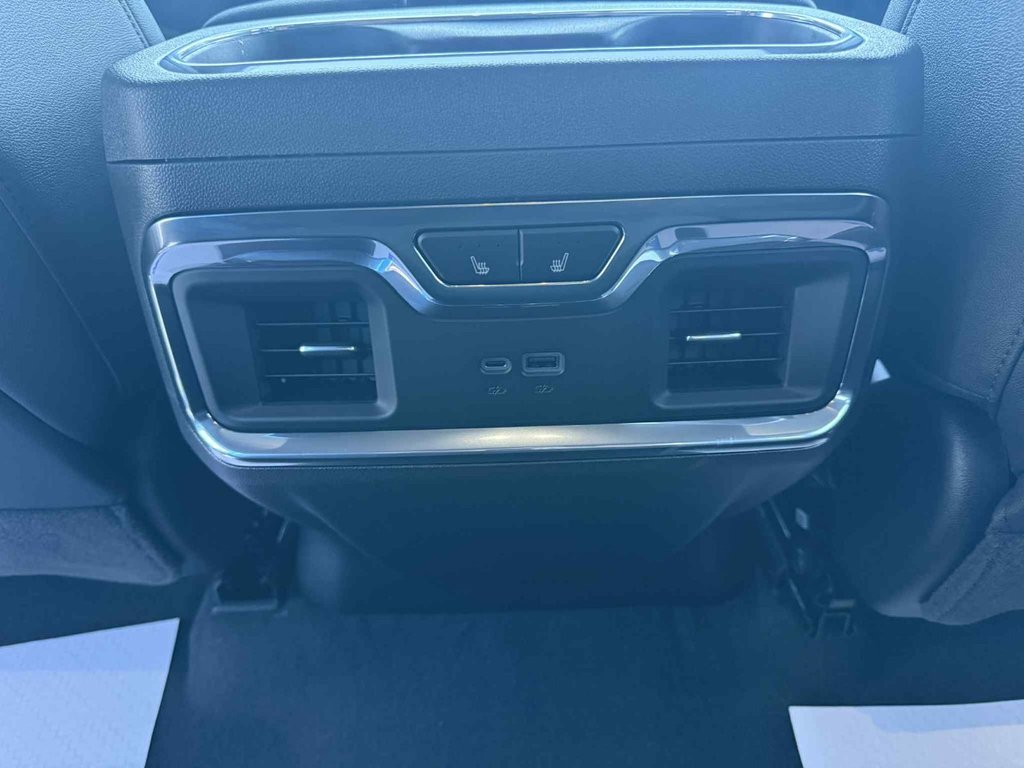 2026 GMC Sierra 1500 SLT in Grand Falls, New Brunswick - 17 - w1024h768px