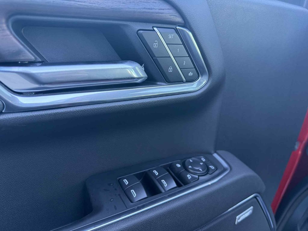 2026 GMC Sierra 1500 SLT in Grand Falls, New Brunswick - 13 - w1024h768px
