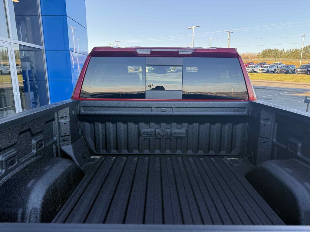2026 GMC Sierra 1500 SLT in Grand Falls, New Brunswick - 7 - w1024h768px