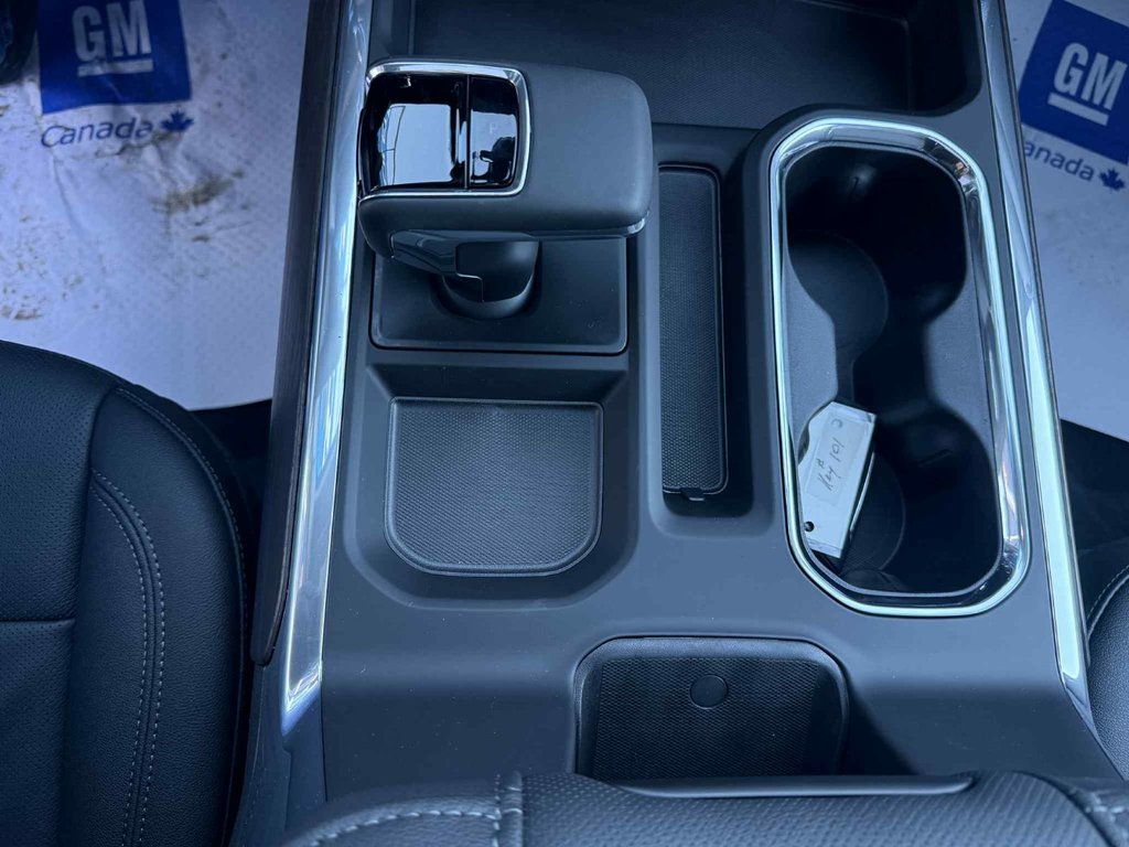 2026 GMC Sierra 1500 SLT in Grand Falls, New Brunswick - 22 - w1024h768px