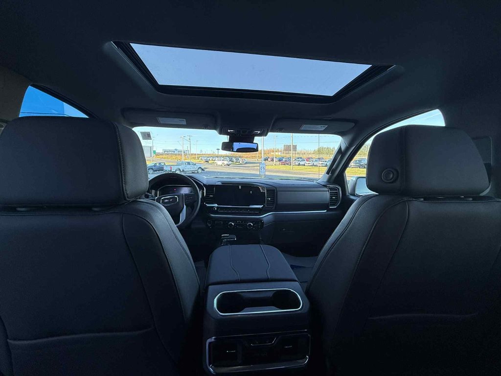 2026 GMC Sierra 1500 SLT in Grand Falls, New Brunswick - 18 - w1024h768px