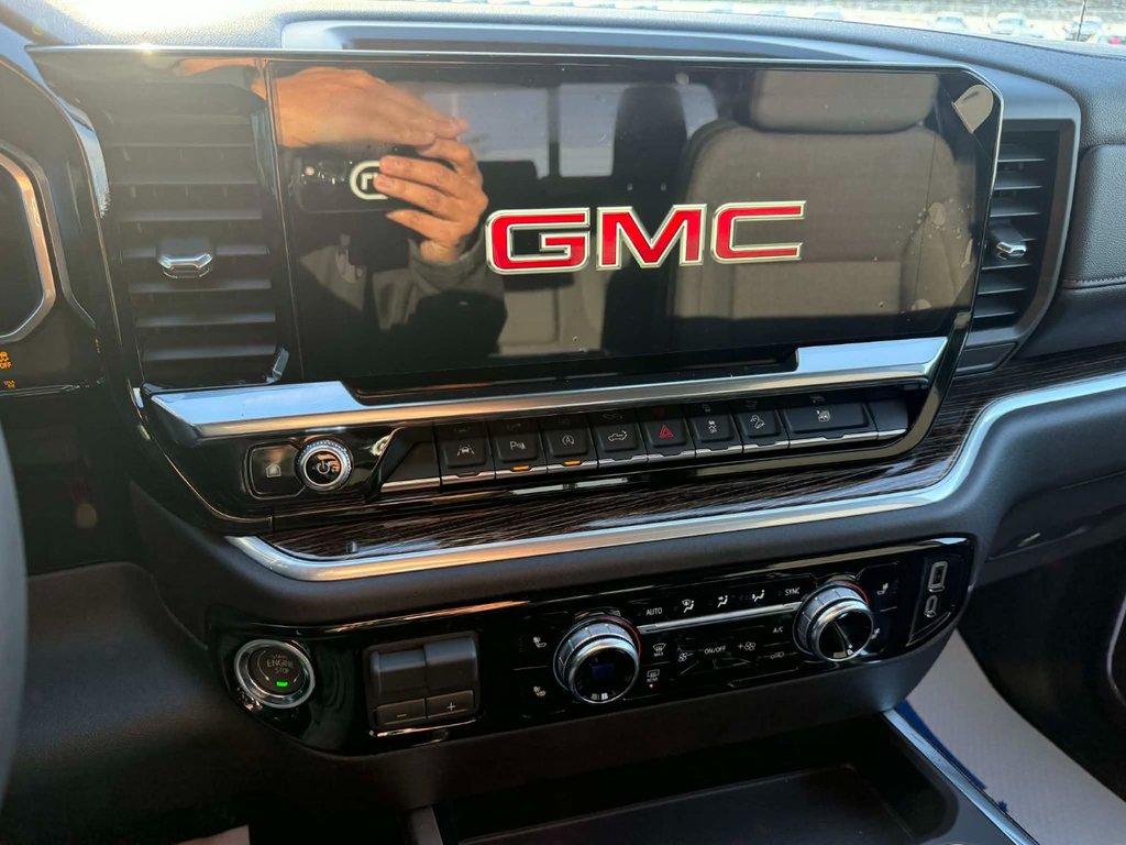 2026 GMC Sierra 1500 ELEVATION in Grand Falls, New Brunswick - 10 - w1024h768px