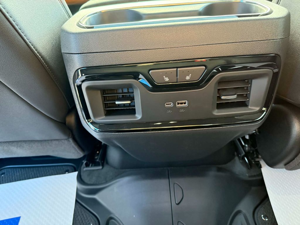 GMC Sierra 1500 AT4 2026 à Grand Falls, Nouveau-Brunswick - 11 - w1024h768px