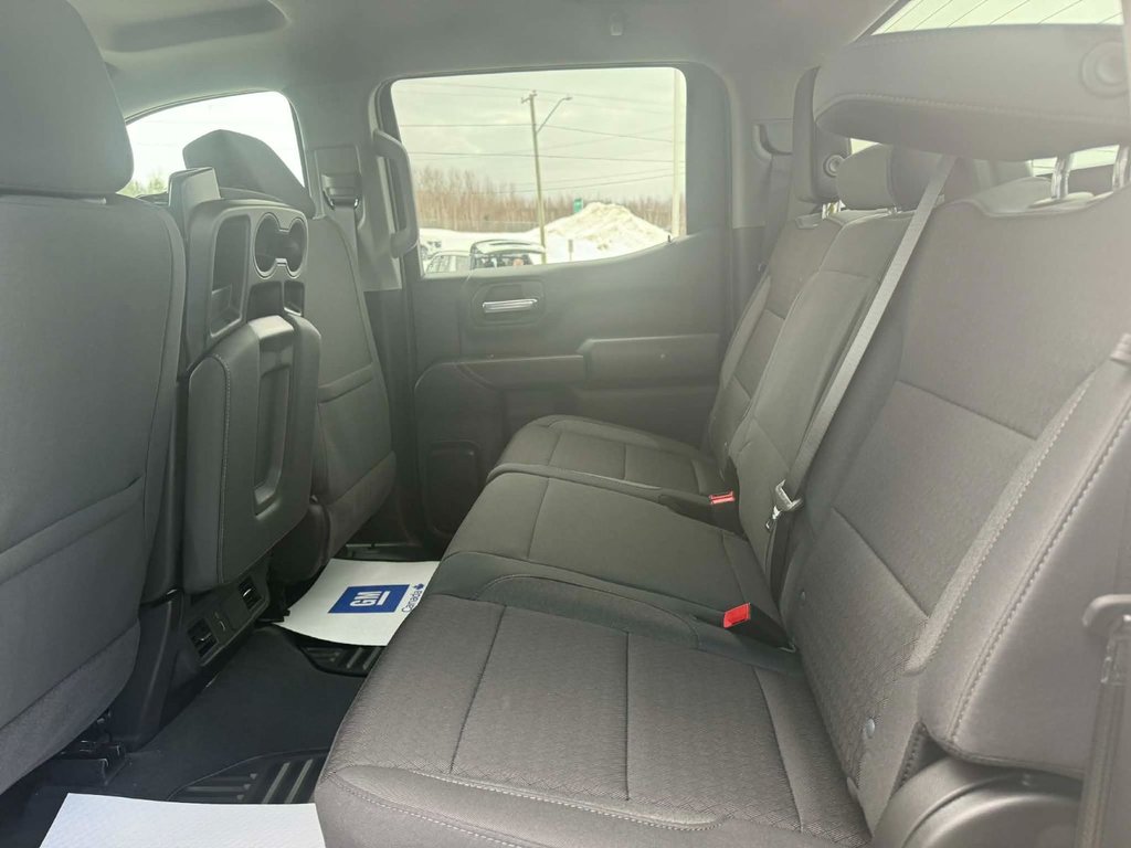 2026 GMC Sierra 1500 PRO in Grand Falls, New Brunswick - 14 - w1024h768px
