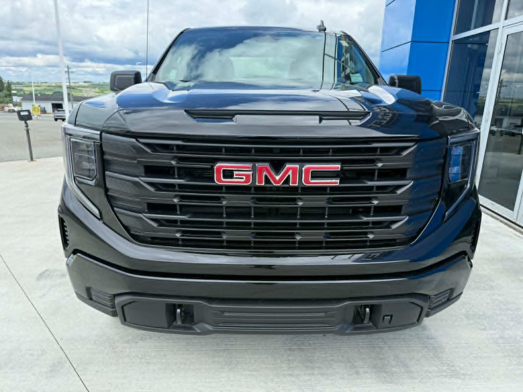 2026 GMC Sierra 1500 PRO in Grand Falls, New Brunswick - 3 - w1024h768px