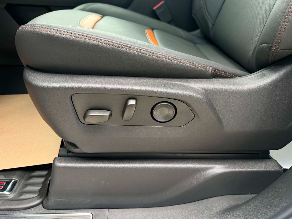 2026 GMC Sierra 1500 AT4 in Grand Falls, New Brunswick - 9 - w1024h768px