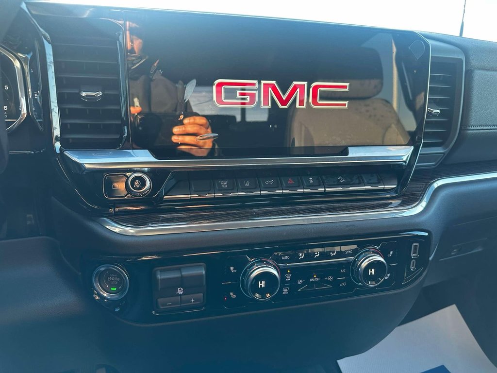 2025 GMC Sierra 2500 HD SLE in Grand Falls, New Brunswick - 14 - w1024h768px