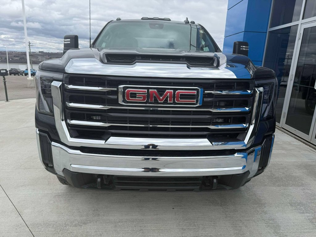 2025 GMC Sierra 2500 HD SLE in Grand Falls, New Brunswick - 2 - w1024h768px