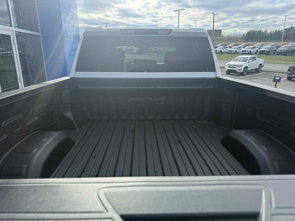 2026 GMC Sierra 2500 HD SLE in Grand Falls, New Brunswick - 7 - w1024h768px