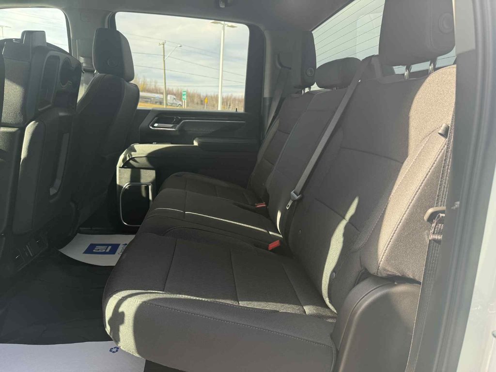 2026 GMC Sierra 2500 HD SLE in Grand Falls, New Brunswick - 11 - w1024h768px