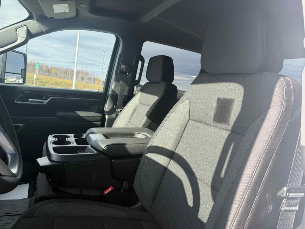 2026 GMC Sierra 2500 HD SLE in Grand Falls, New Brunswick - 18 - w1024h768px