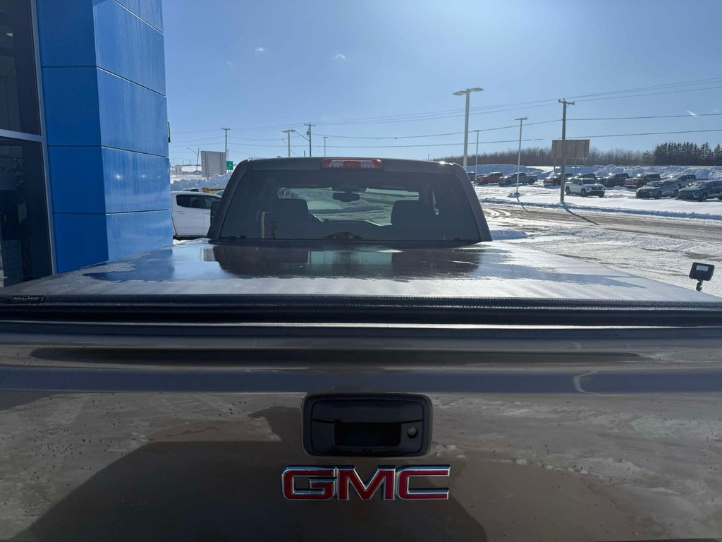 GMC Sierra 2500HD SLE 2015 à Grand Falls, Nouveau-Brunswick - 11 - w1024h768px