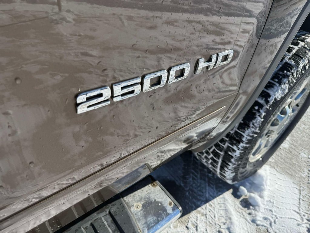 GMC Sierra 2500HD SLE 2015 à Grand Falls, Nouveau-Brunswick - 13 - w1024h768px