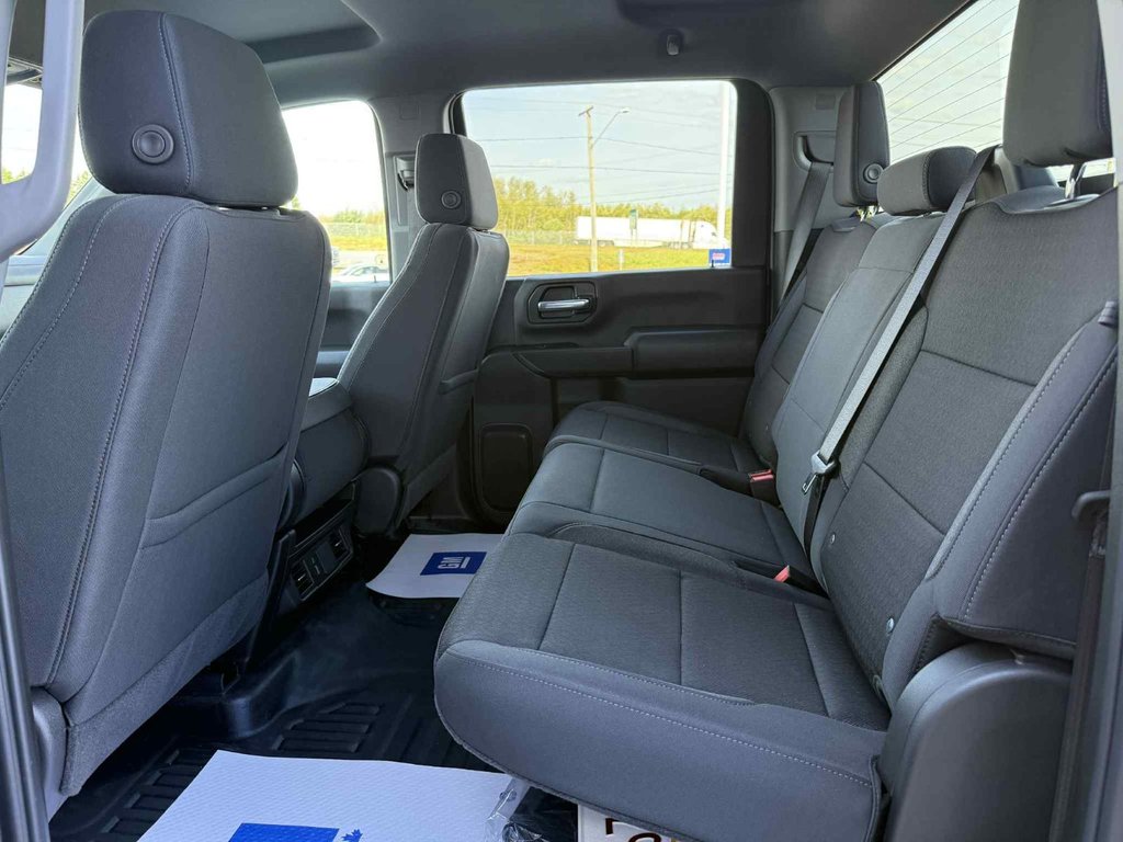 GMC Sierra 3500 HD PRO DRW 2025 à Grand Falls, Nouveau-Brunswick - 12 - w1024h768px