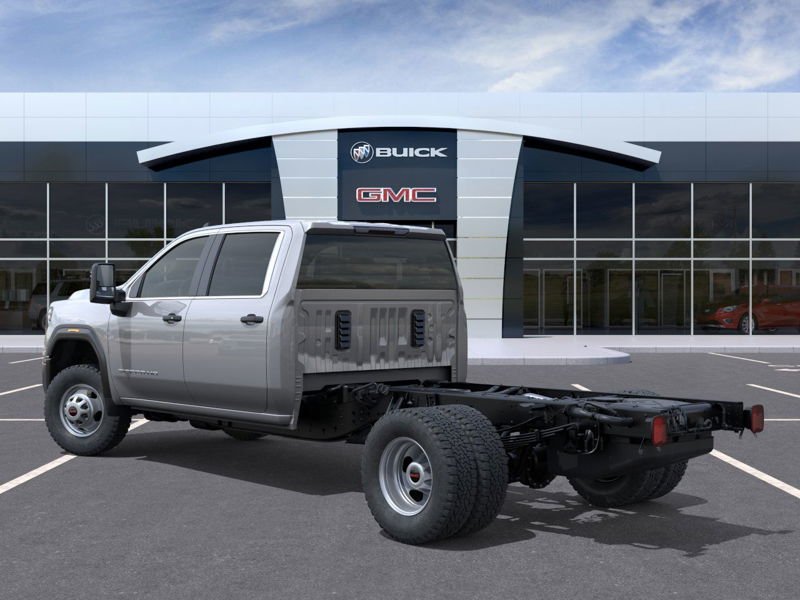 2025 GMC Sierra 3500HD CC PRO in Grand Falls, New Brunswick - 3 - w1024h768px