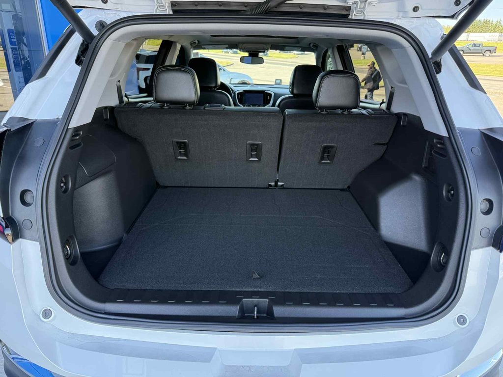2022 GMC Terrain SLT in Grand Falls, New Brunswick - 8 - w1024h768px