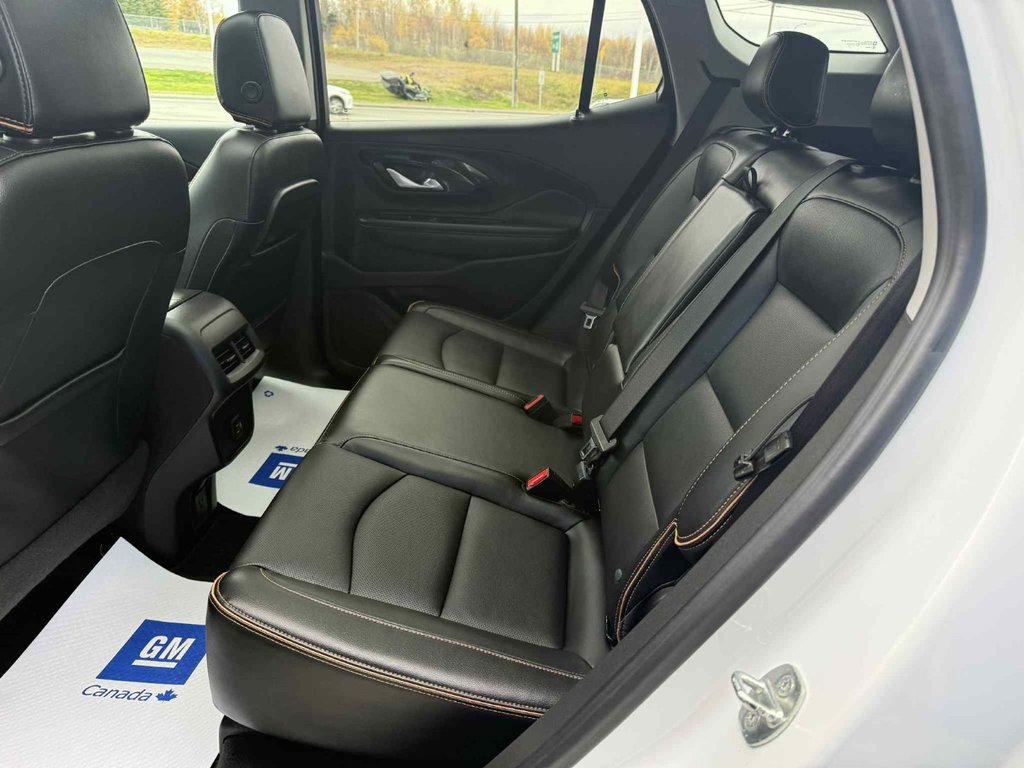 2022 GMC Terrain AT4 in Grand Falls, New Brunswick - 11 - w1024h768px