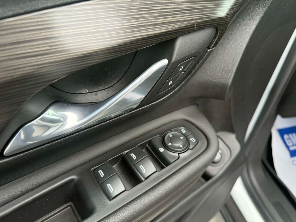 2022 GMC Terrain SLE in Grand Falls, New Brunswick - 15 - w1024h768px