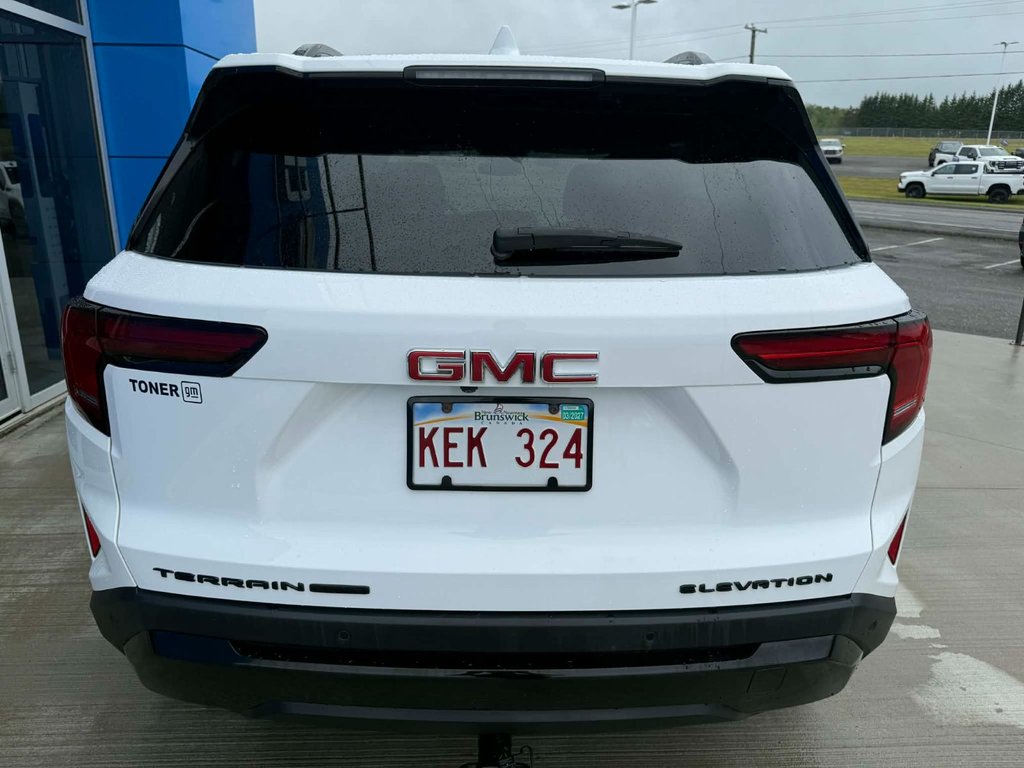 2025 GMC Terrain AWD Elevation in Grand Falls, New Brunswick - 7 - w1024h768px