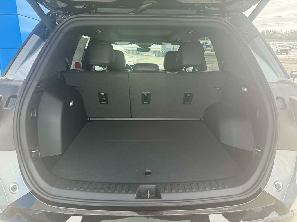 2026 GMC Terrain AT4 in Grand Falls, New Brunswick - 8 - w1024h768px