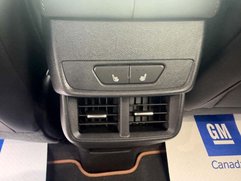 2027 GMC Terrain AT4 in Grand Falls, New Brunswick - 10 - w1024h768px