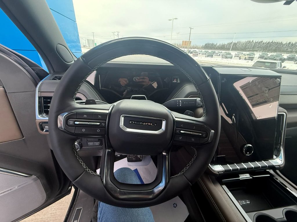 2026 GMC Yukon Denali Ultimate in Grand Falls, New Brunswick - 19 - w1024h768px