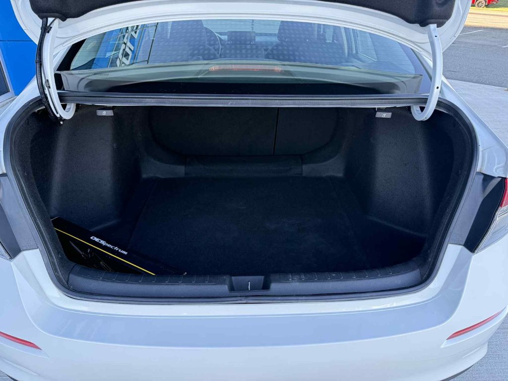 2023 Honda Civic Sedan EX CVT in Grand Falls, New Brunswick - 8 - w1024h768px