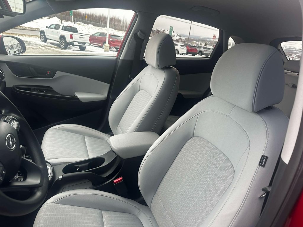 2022 Hyundai Kona LE in Grand Falls, New Brunswick - 9 - w1024h768px