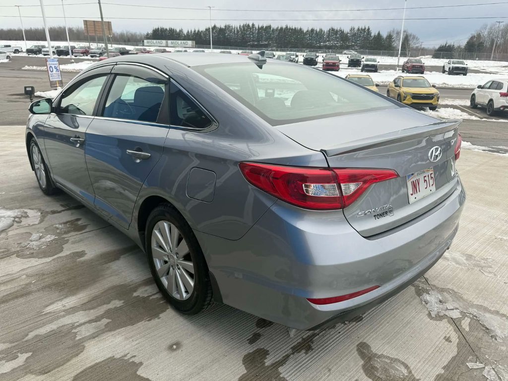 2016 Hyundai Sonata 2.4L GL in Grand Falls, New Brunswick - 6 - w1024h768px