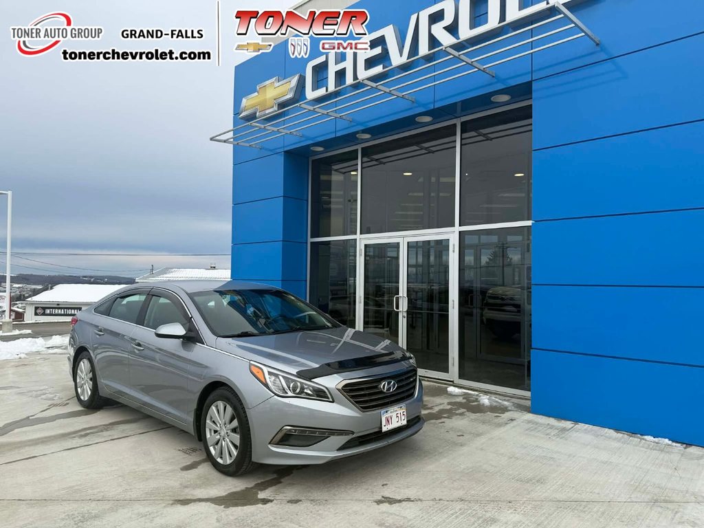 2016 Hyundai Sonata 2.4L GL in Grand Falls, New Brunswick - 1 - w1024h768px