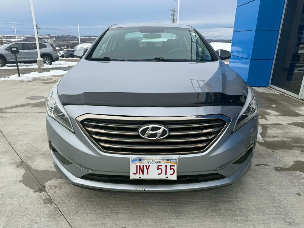 2016 Hyundai Sonata 2.4L GL in Grand Falls, New Brunswick - 3 - w1024h768px