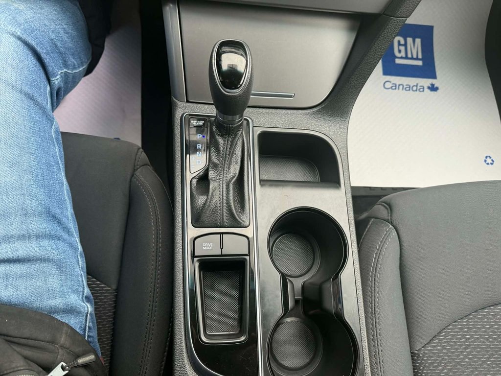 2016 Hyundai Sonata 2.4L GL in Grand Falls, New Brunswick - 10 - w1024h768px