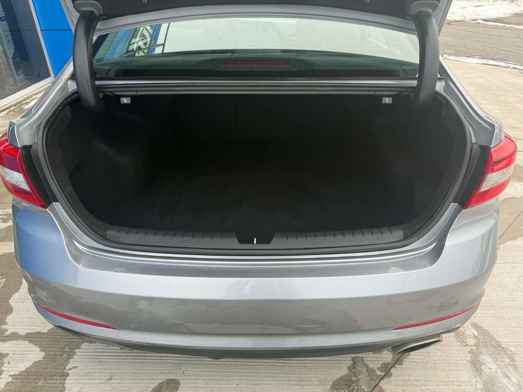 2016 Hyundai Sonata 2.4L GL in Grand Falls, New Brunswick - 8 - w1024h768px