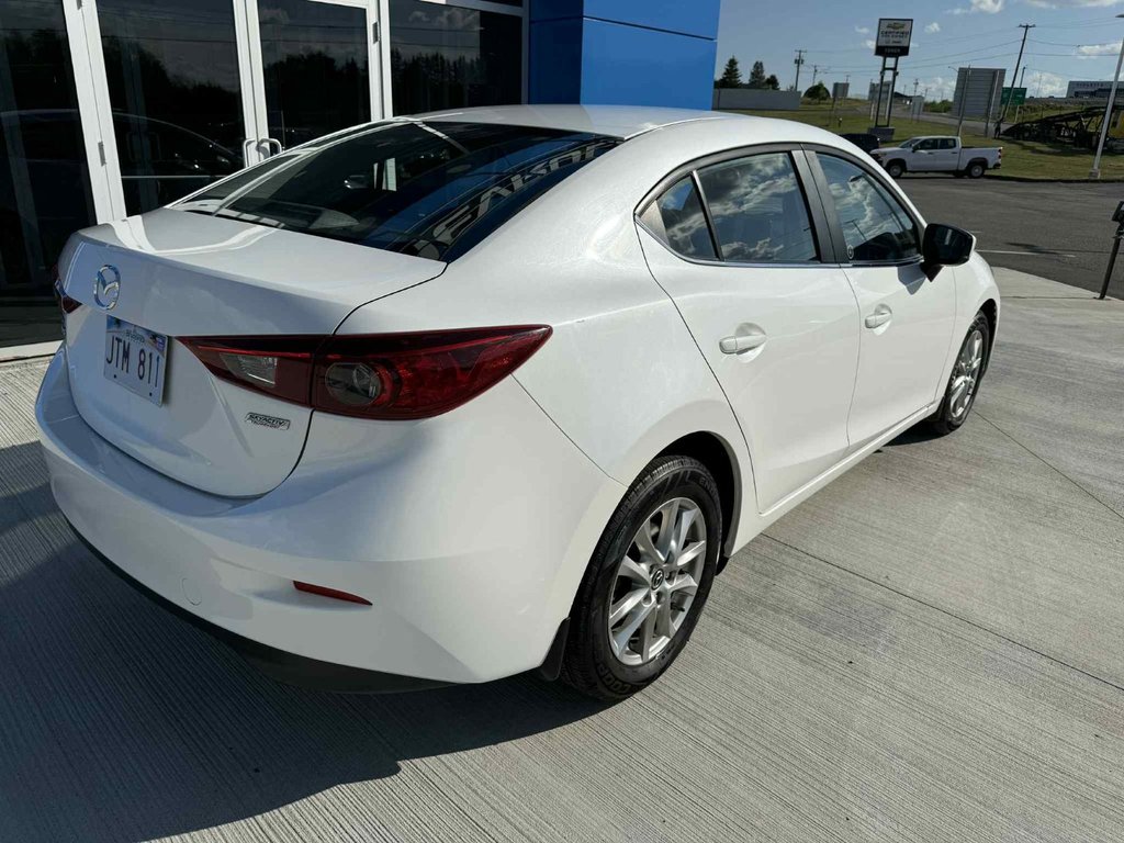 2018 Mazda 3 in Grand Falls, New Brunswick - 5 - w1024h768px