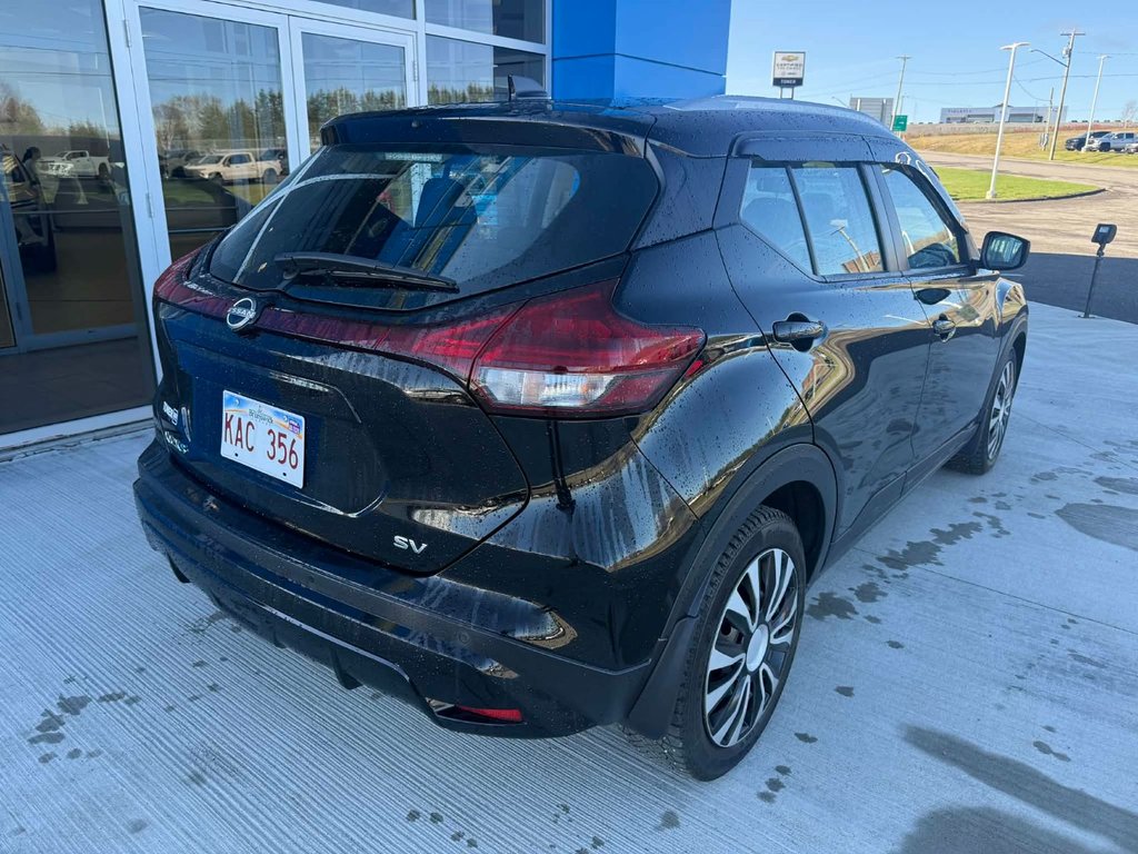 2022 Nissan Kicks SV in Grand Falls, New Brunswick - 5 - w1024h768px