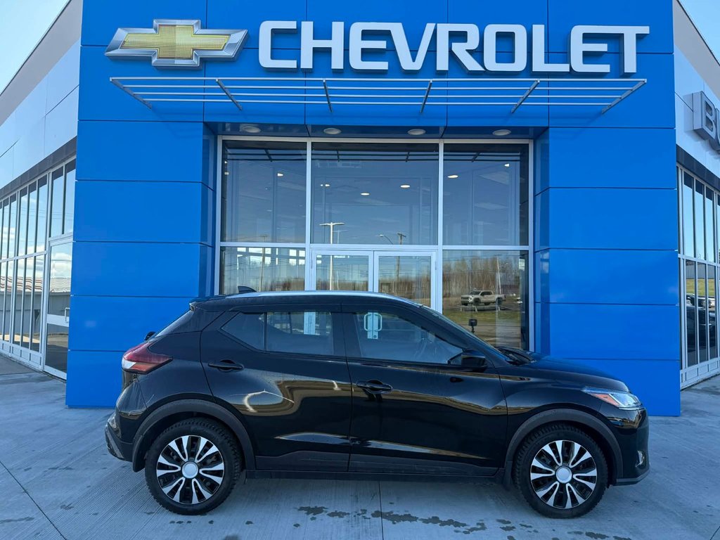 2022 Nissan Kicks SV in Grand Falls, New Brunswick - 4 - w1024h768px