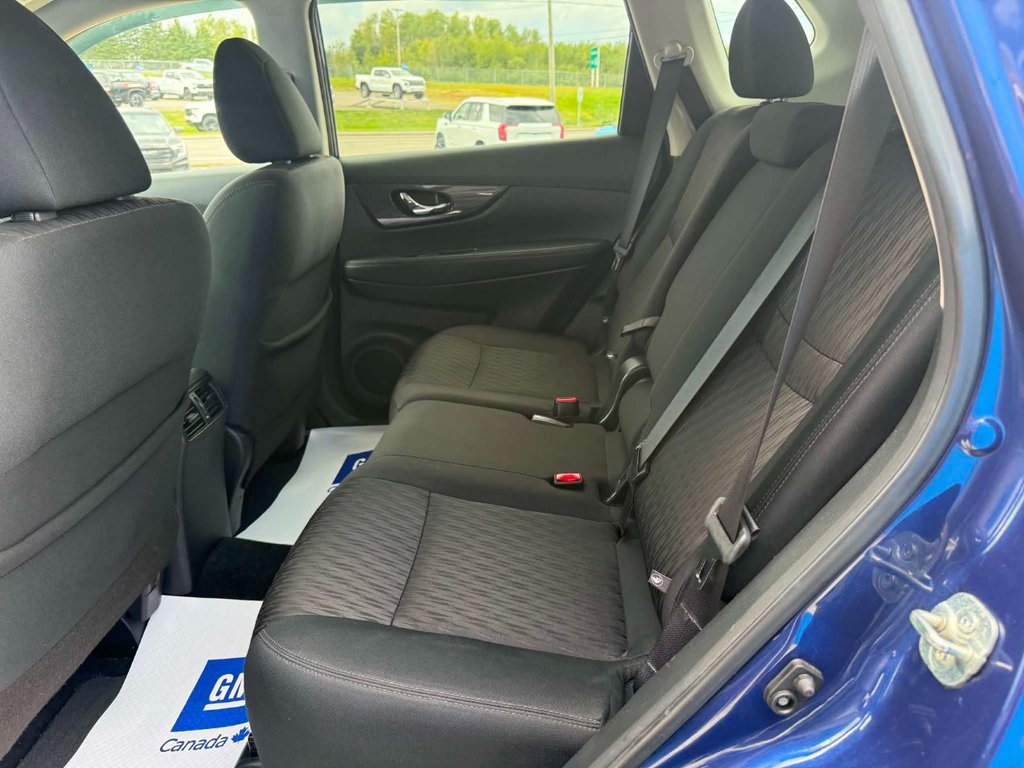 2019 Nissan Rogue SV in Grand Falls, New Brunswick - 18 - w1024h768px