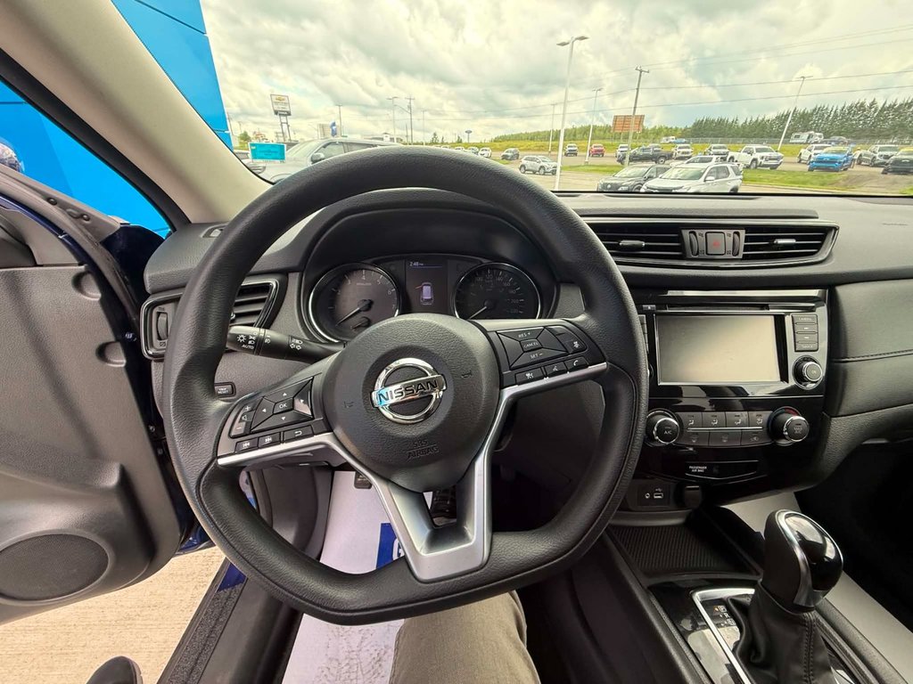 2019 Nissan Rogue SV in Grand Falls, New Brunswick - 9 - w1024h768px