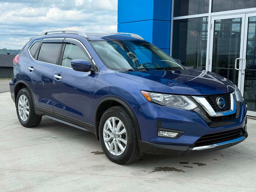 2019 Nissan Rogue SV in Grand Falls, New Brunswick - 2 - w1024h768px