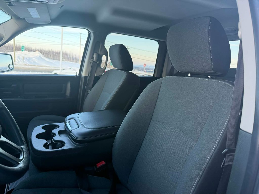 Ram 1500 Classic Express 2021 à Grand Falls, Nouveau-Brunswick - 13 - w1024h768px