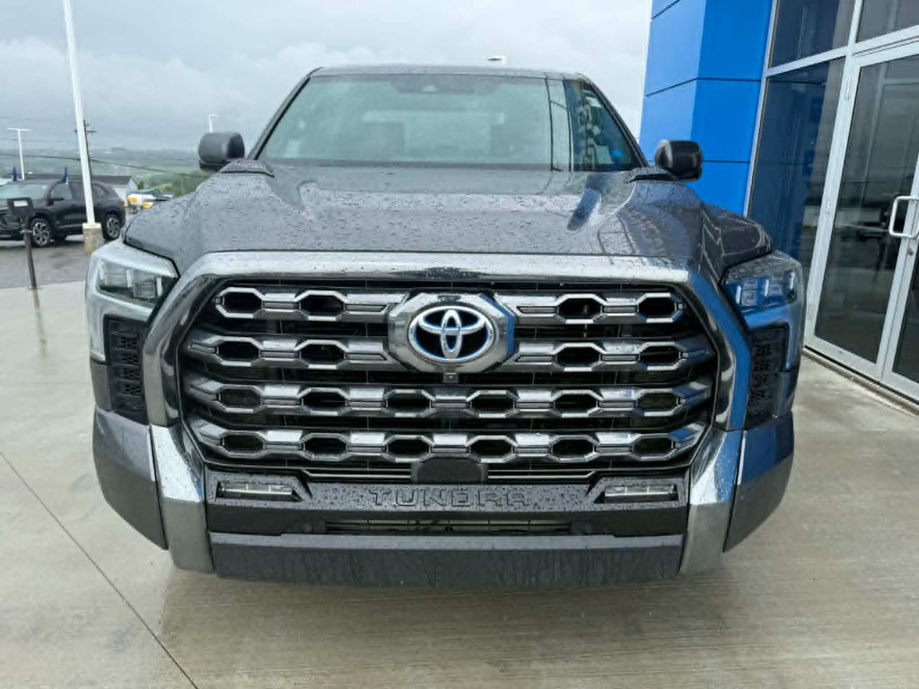 Toyota Tundra Platinum Hybrid 2024 à Grand Falls, Nouveau-Brunswick - 3 - w1024h768px