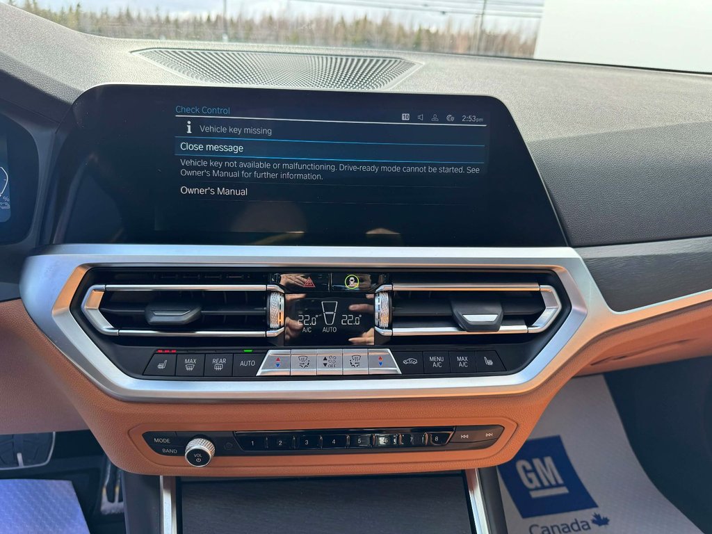 2021 BMW 3 Series 330e xDrive in Tracadie-Sheila, New Brunswick - 15 - w1024h768px
