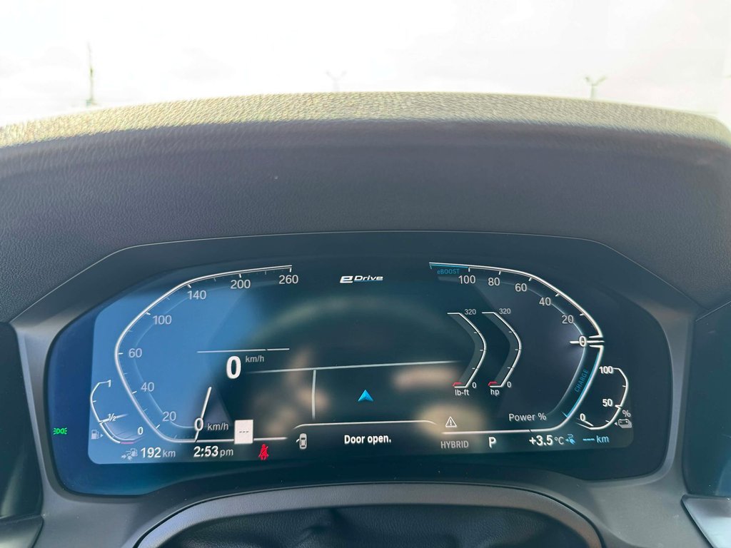 2021 BMW 3 Series 330e xDrive in Tracadie-Sheila, New Brunswick - 10 - w1024h768px