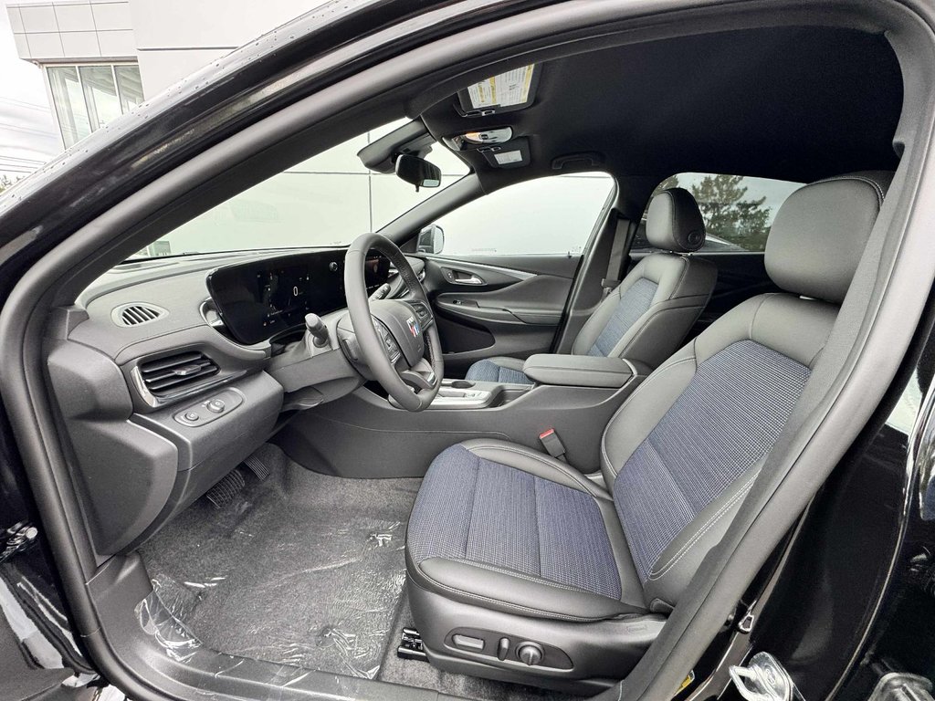 2025 Buick Envista PREFERRED FWD in Tracadie-Sheila, New Brunswick - 3 - w1024h768px