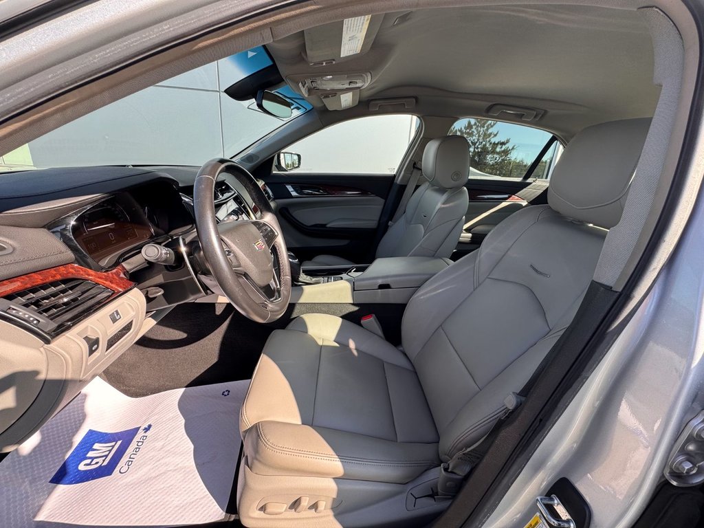 2017 Cadillac CTS Sedan RWD in Tracadie-Sheila, New Brunswick - 10 - w1024h768px