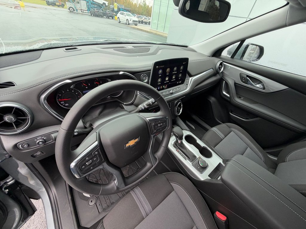 Chevrolet Blazer LT 2026 à Tracadie-Sheila, Nouveau-Brunswick - 5 - w1024h768px