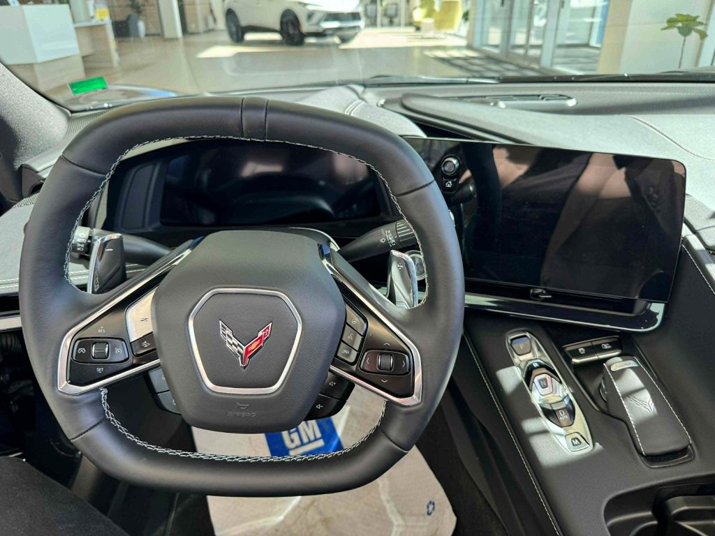Chevrolet Corvette 2LT 2024 à Tracadie-Sheila, Nouveau-Brunswick - 8 - w1024h768px
