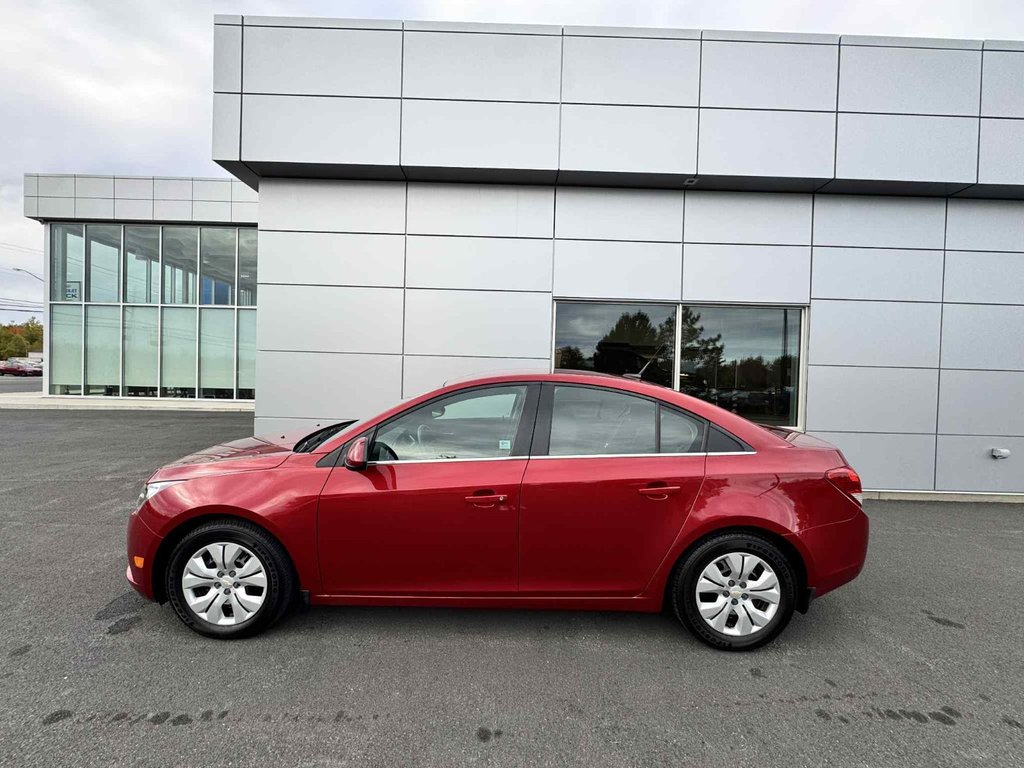 2014 Chevrolet Cruze 1LT in Tracadie-Sheila, New Brunswick - 2 - w1024h768px