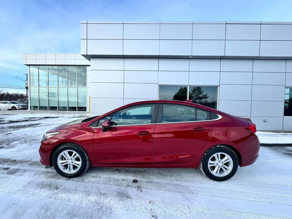 2017 Chevrolet Cruze LT in Tracadie-Sheila, New Brunswick - 4 - w1024h768px