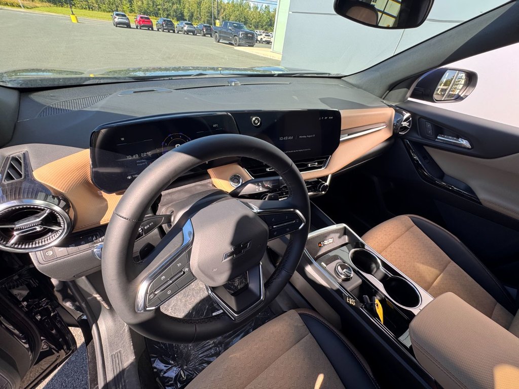 2027 Chevrolet Equinox ACTIV in Tracadie-Sheila, New Brunswick - 4 - w1024h768px